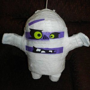 VTG Piñata The Friendly Big Mummy Large White/Purple NWT/NEW